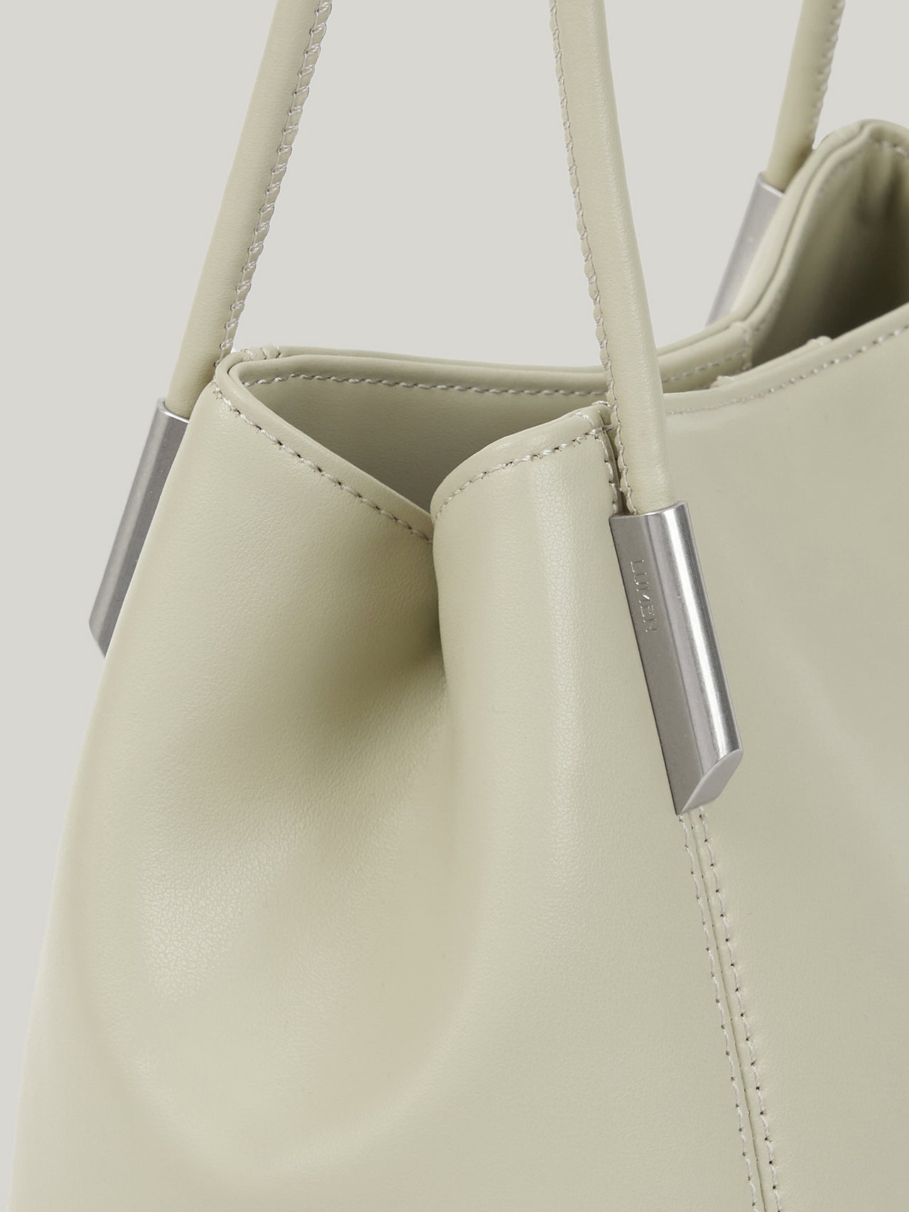 Marron Bag (Porcelain White)