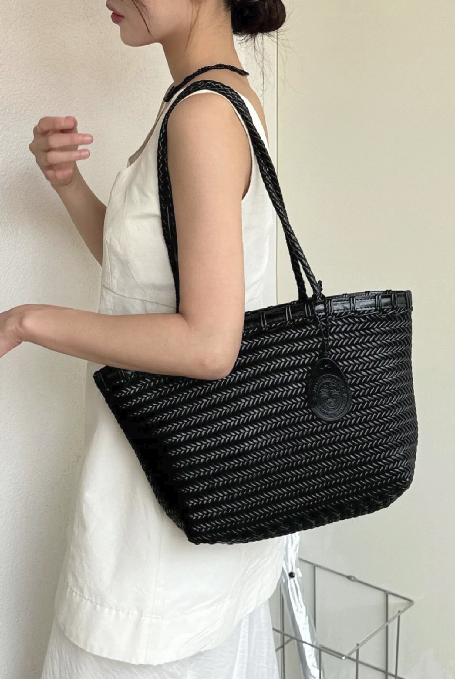 PREORDER Twig Bag (Dried Black)