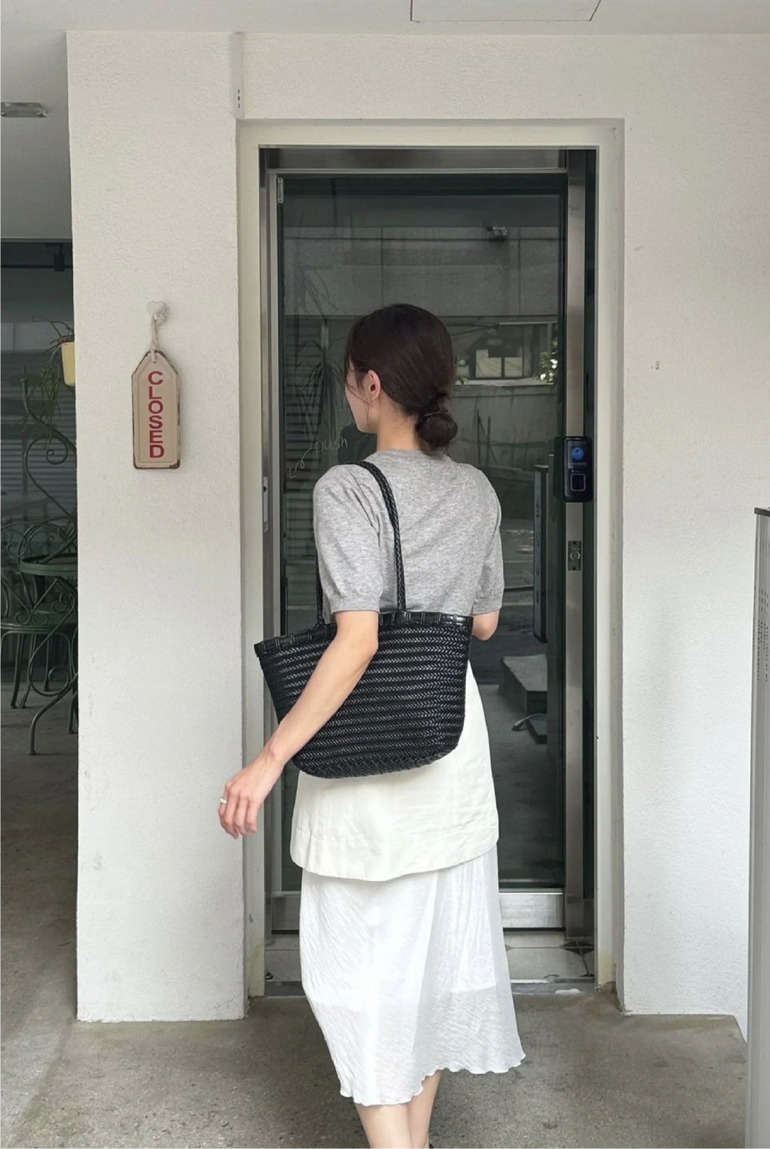 PREORDER Twig Bag (Dried Black)