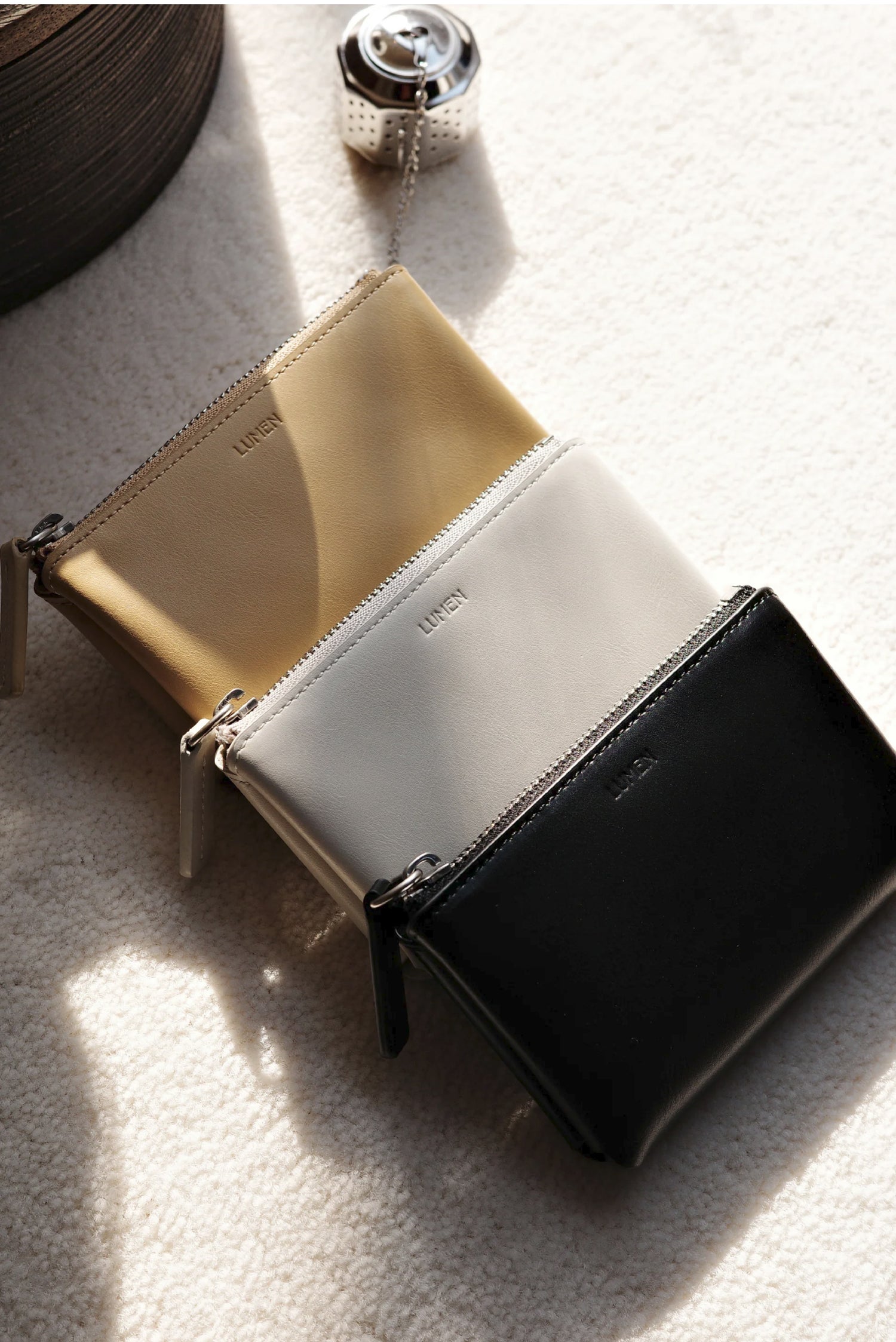 Pillow Card Wallet (Soft White)