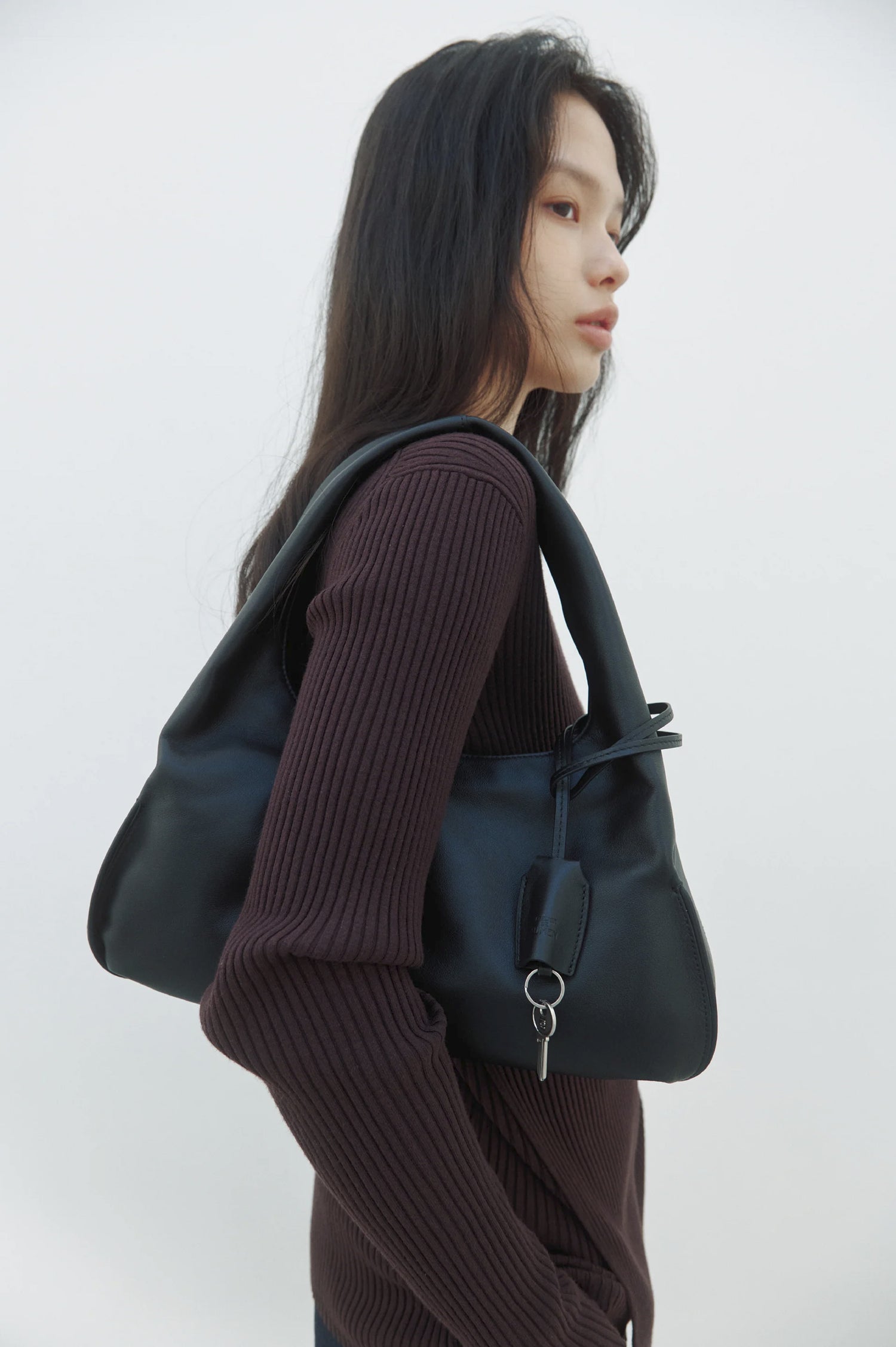 Pillow Hobo Bag (Soft Black)