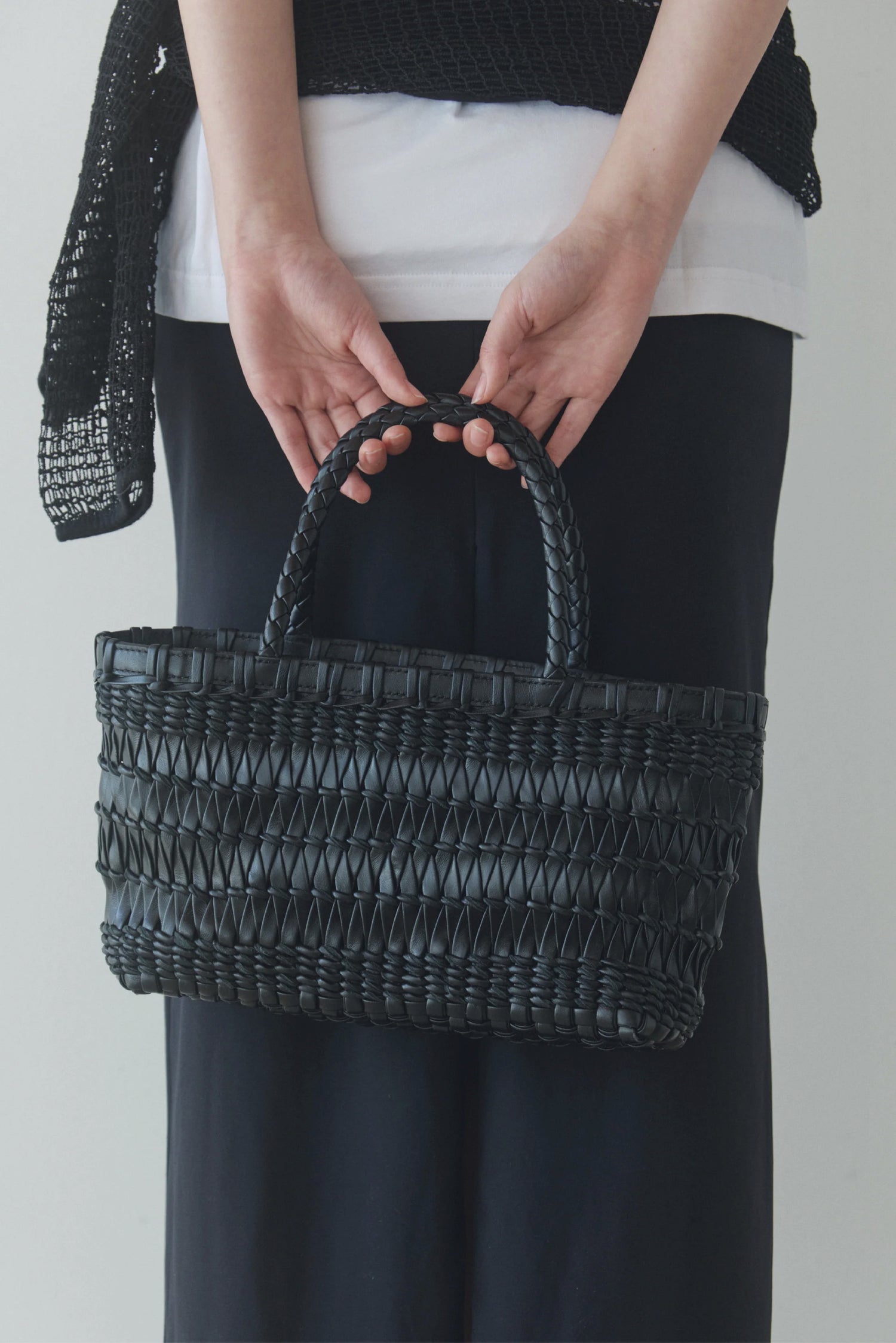 Sofia Weaving Bag (Soft Black)