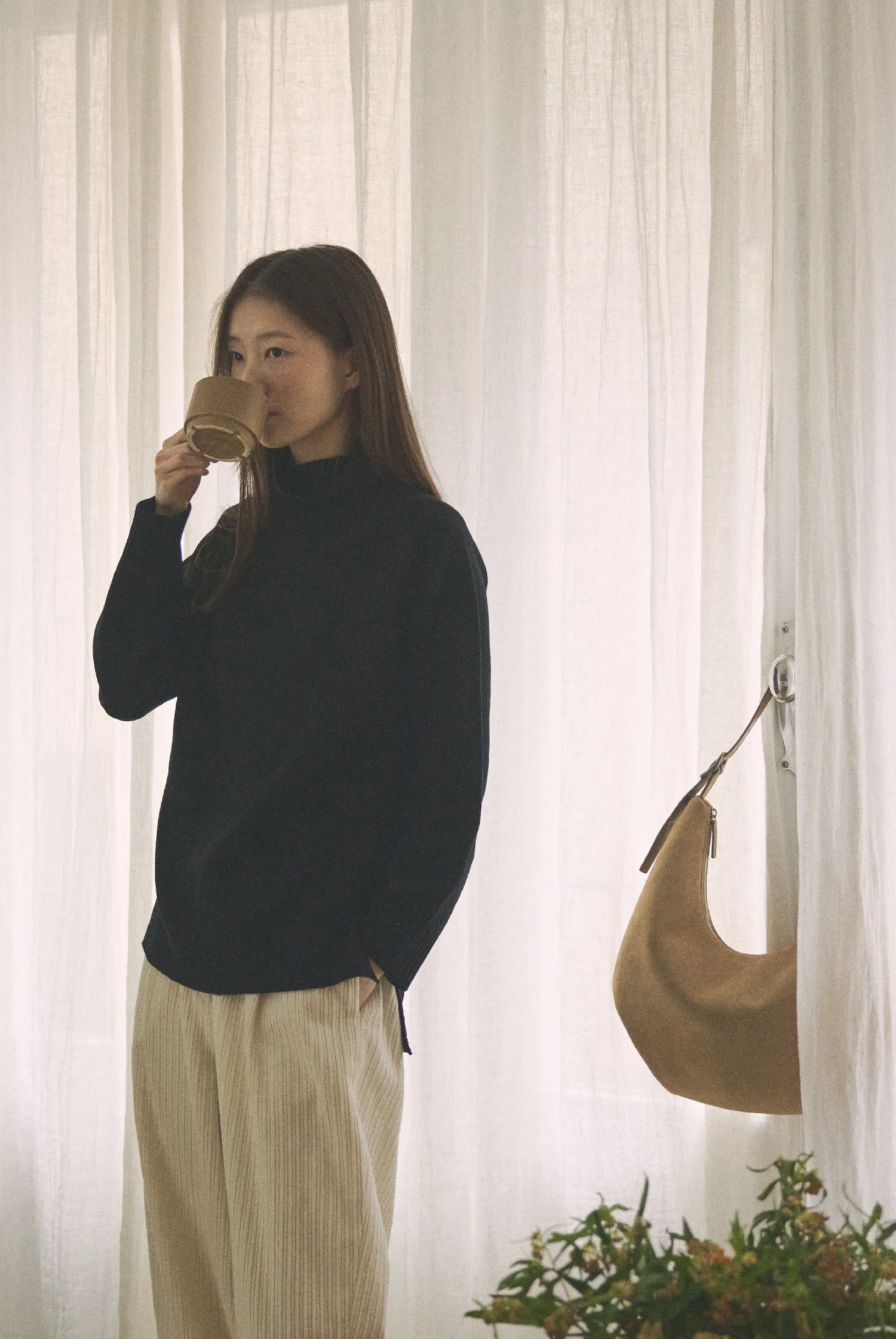 PREORDER Mossy Hobo Bag (Suede Sand)