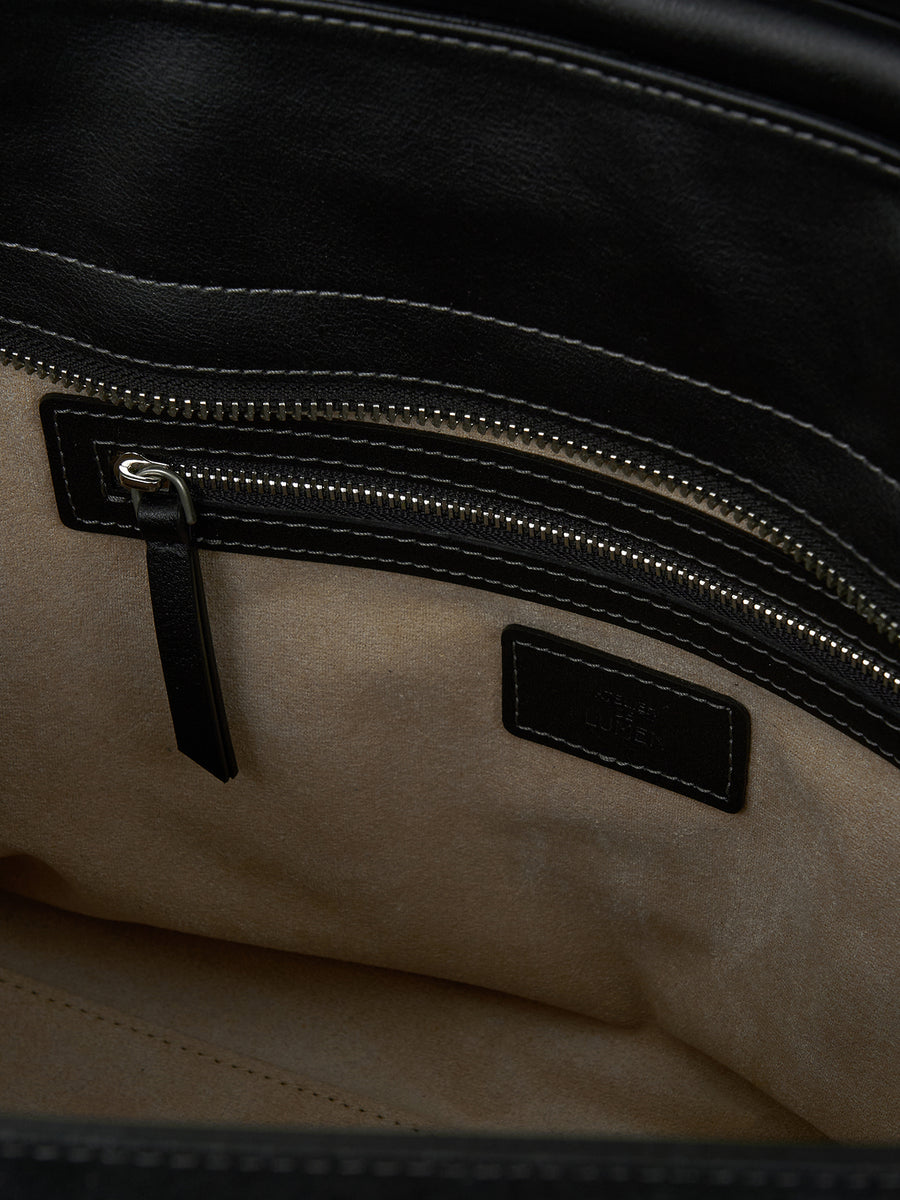Note Buckle Bag (Suede Black)