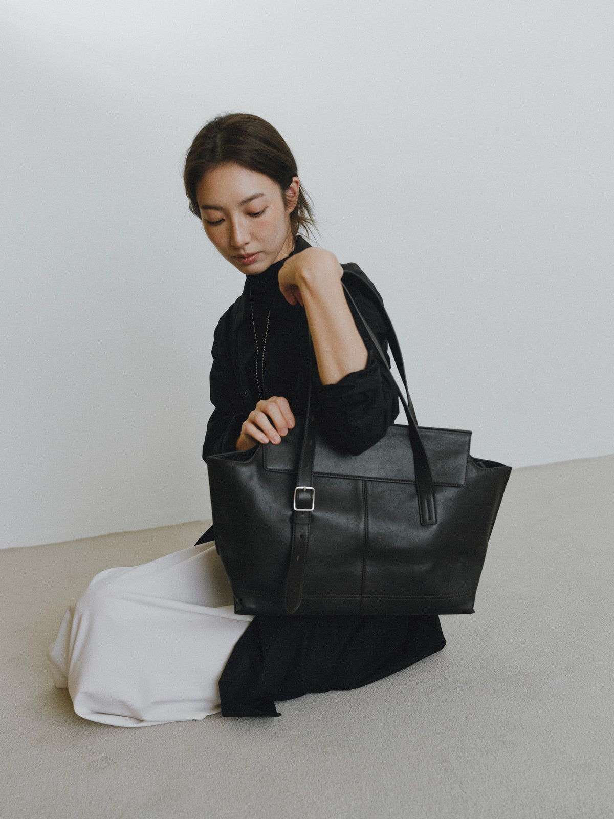 Note Buckle Bag (Vintage Brown)