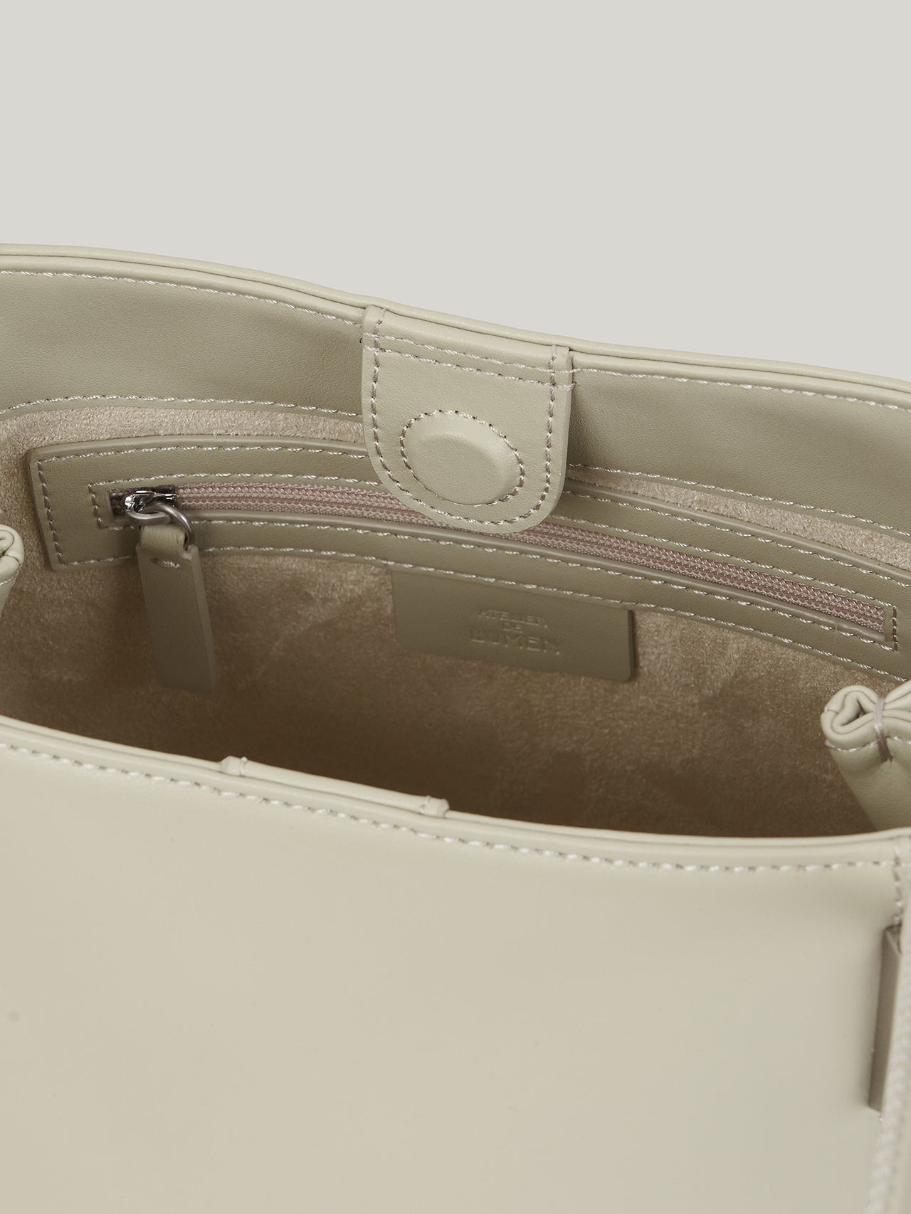 Marron Bag (Porcelain White)