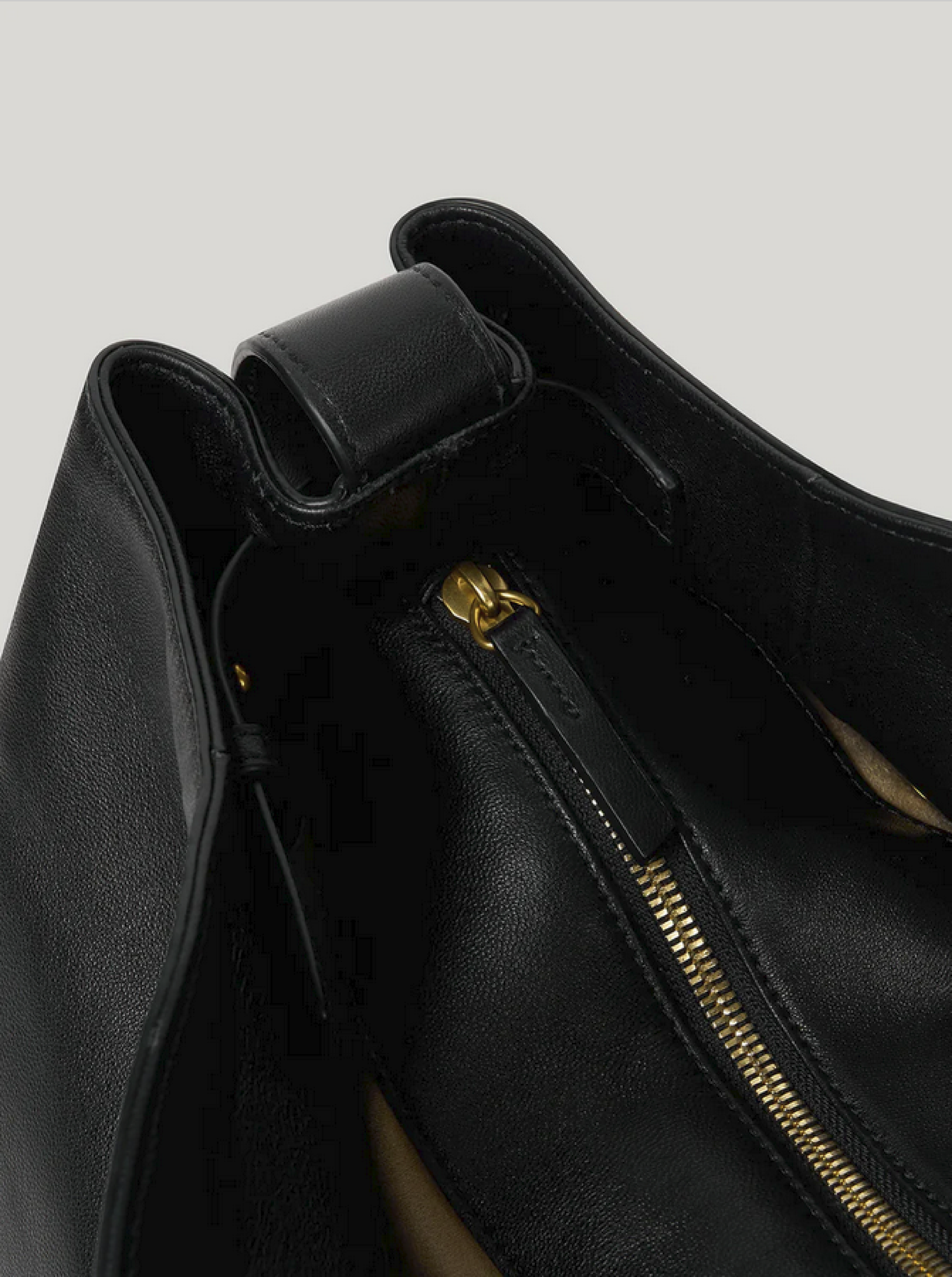 Brise Bag (Soft Black)