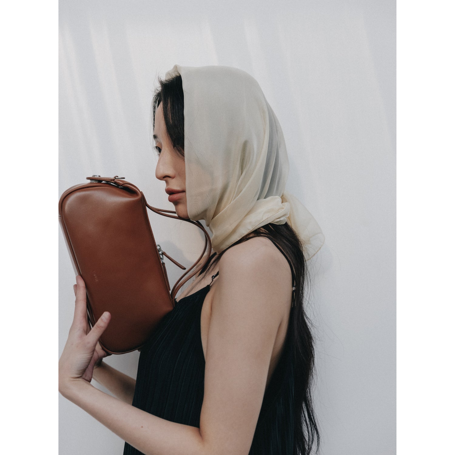 Nadel Zip Tote Bag (Tawny Brown)