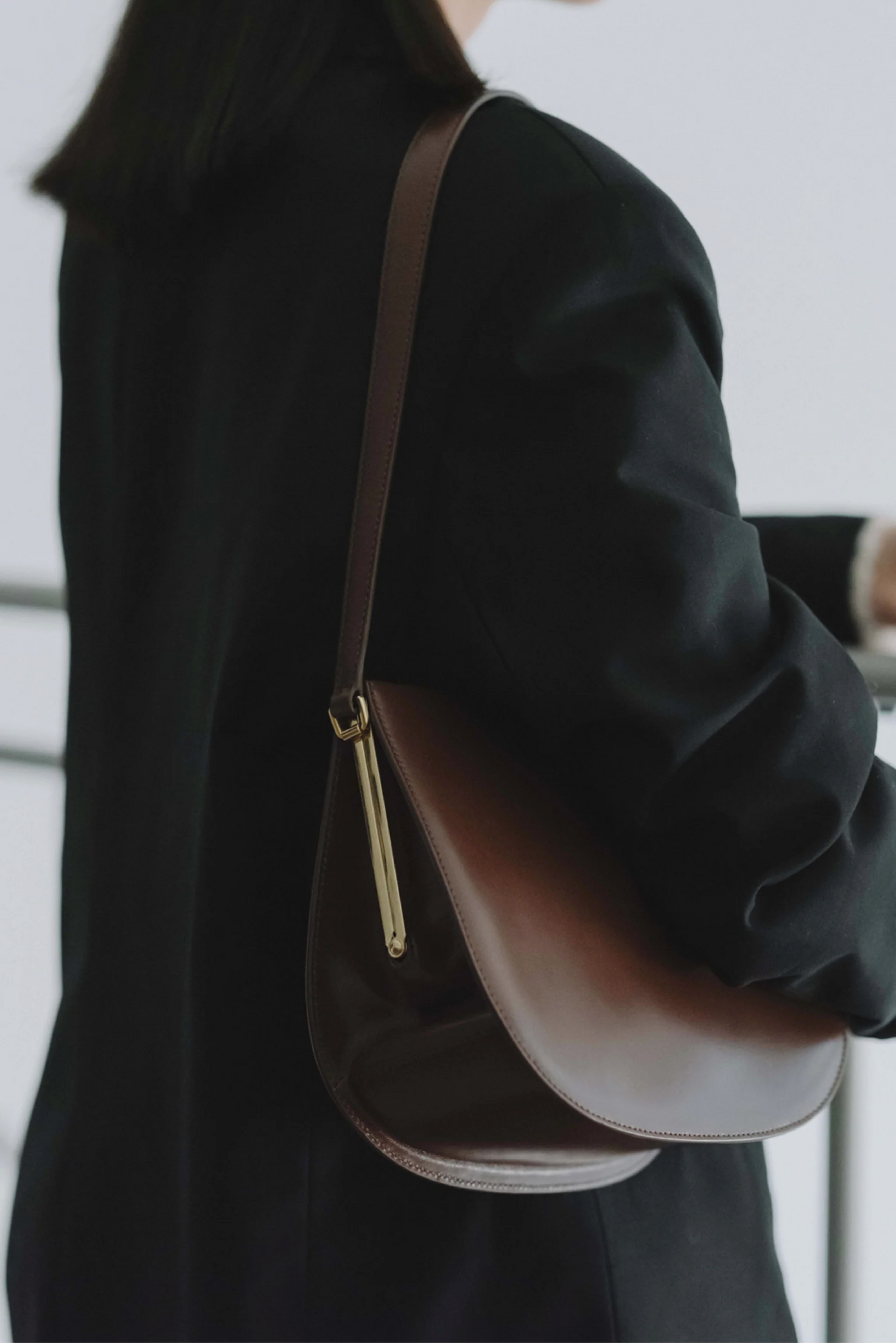 PREORDER Lune Forme Bag (Oak Brown)