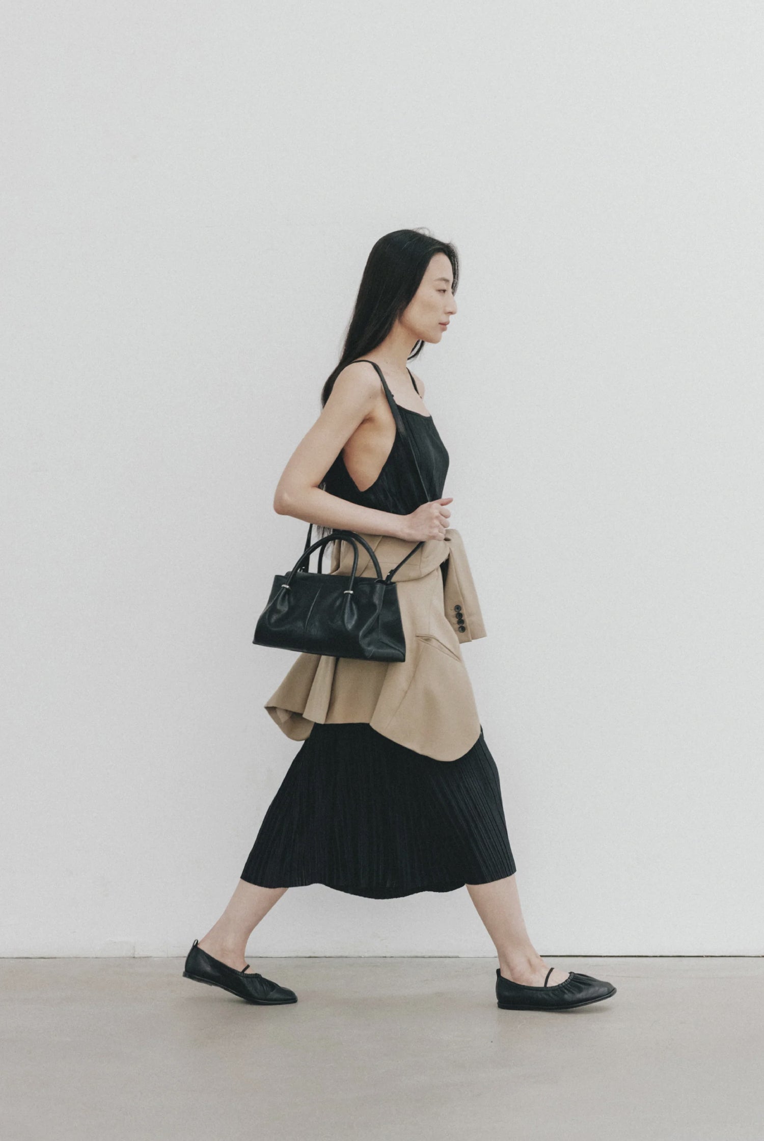 PREORDER Anneau Flap Bag (Soft Black)