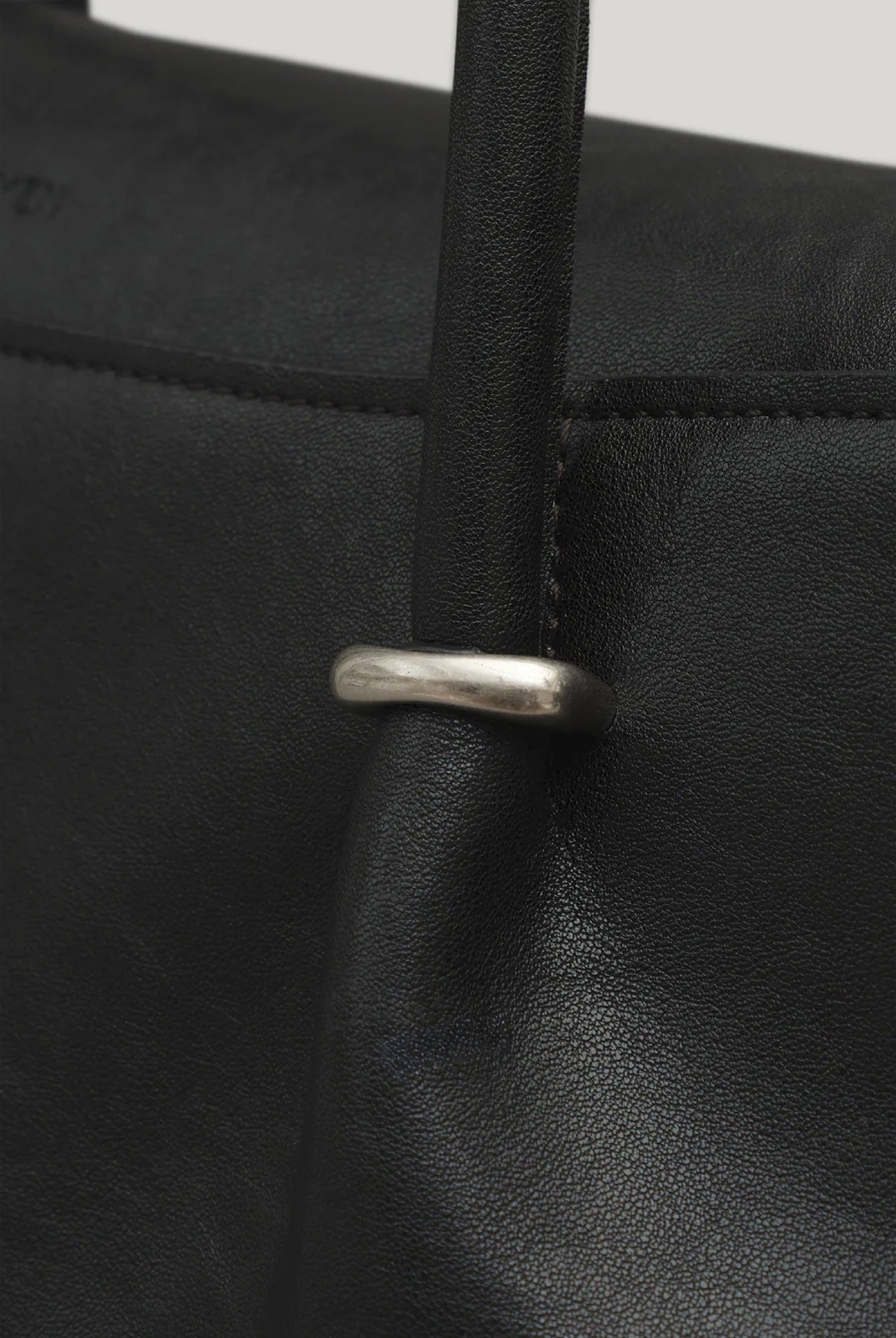 PREORDER Anneau Flap Bag (Soft Black)