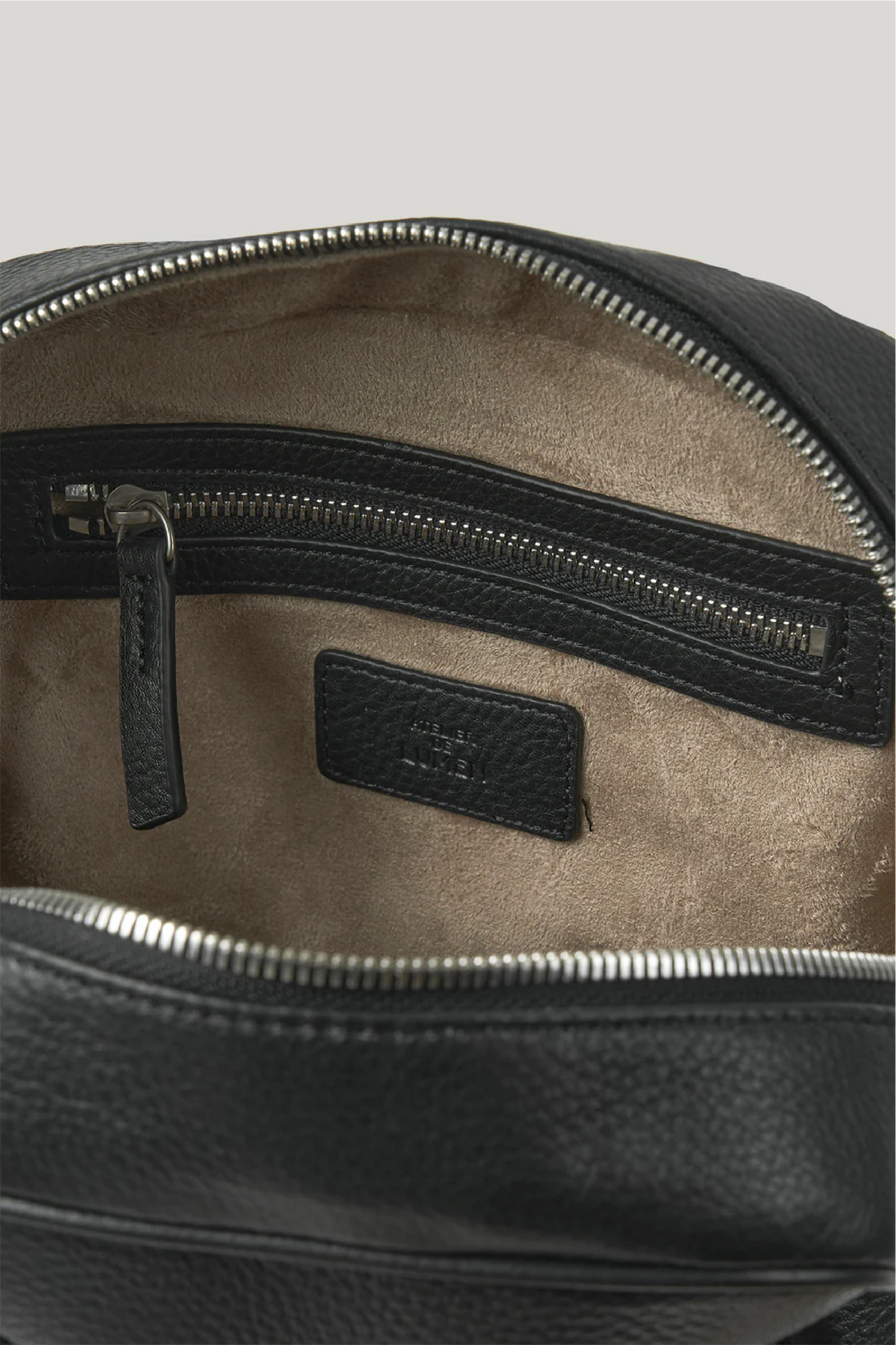 Nadel Bowling Tote (Soft Black)