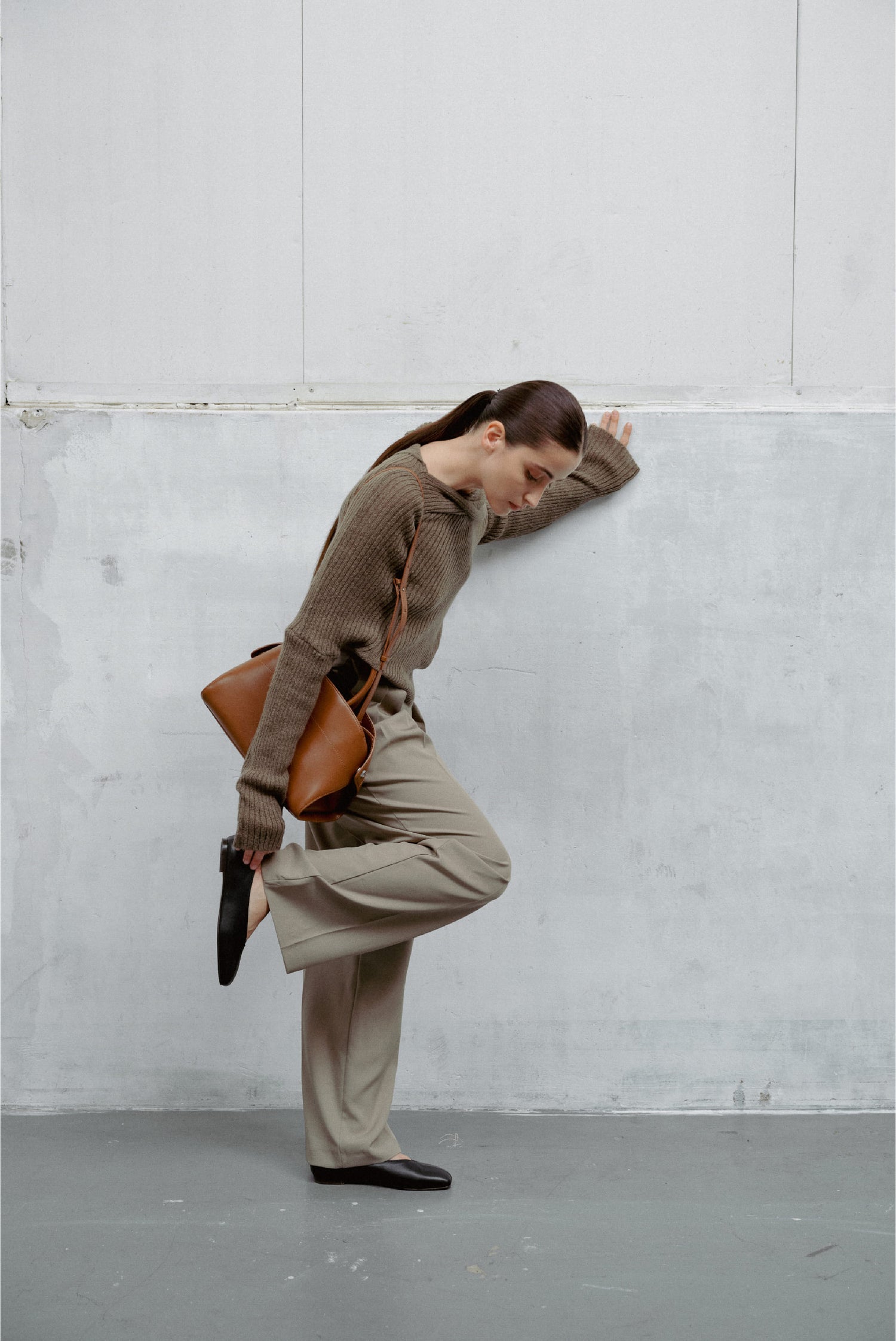 PREORDER Nadel Bag (Tawny Brown)