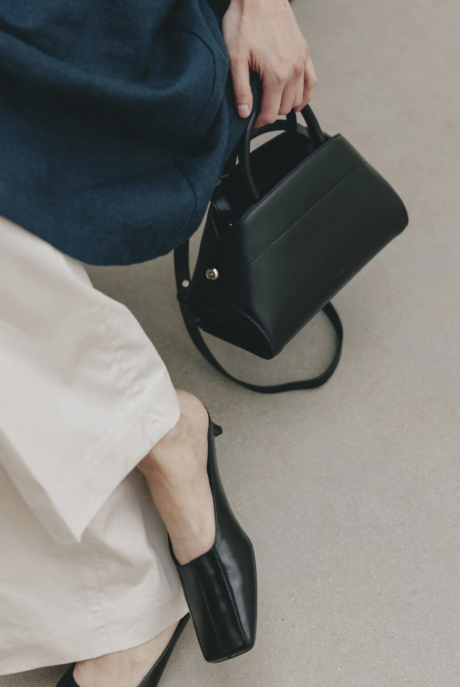 PREORDER Nadel Mini Bag (Tawny Brown)